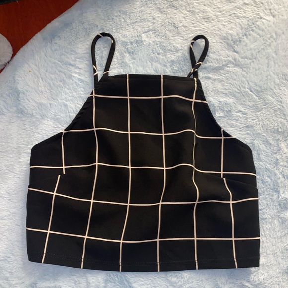 Black and white cropped top - Picture 2 of 4